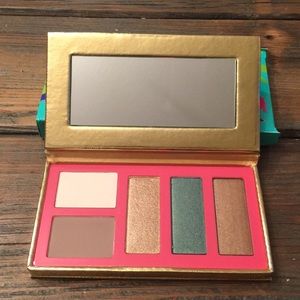 Tarte eyeshadow pallet